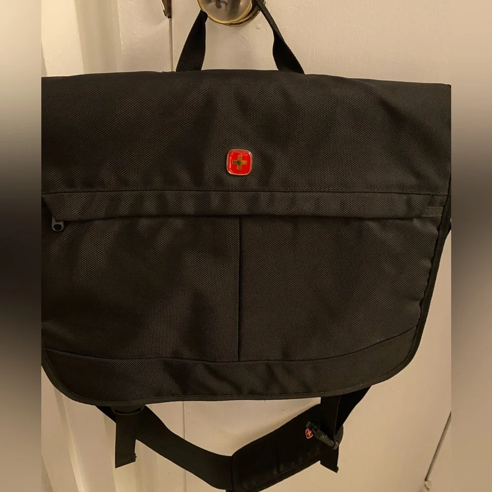 Men’s Swiss Gear Black Laptop Bag